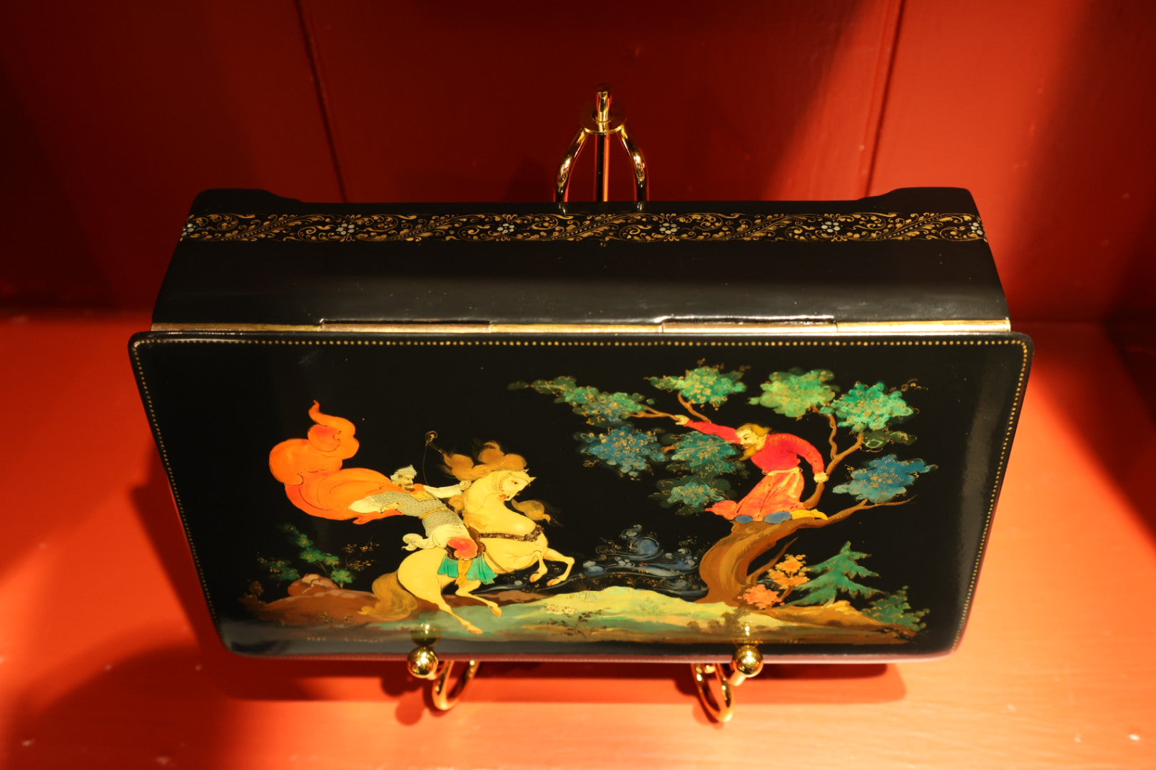 Palekh Scatolina laccata dipinta a mano "Ilya Muromets e Nightingale il Brigante"