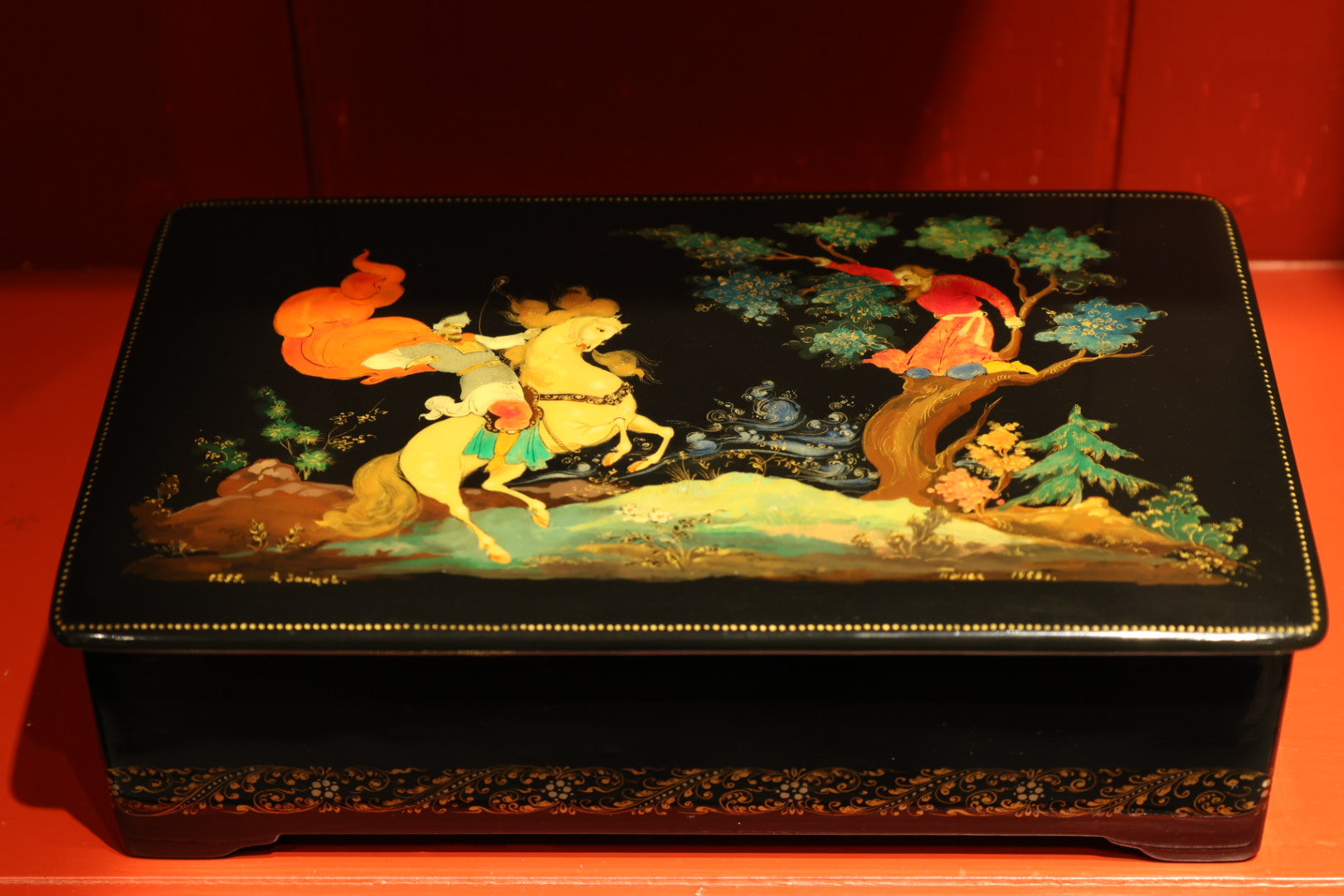 Palekh Scatolina laccata dipinta a mano "Ilya Muromets e Nightingale il Brigante"